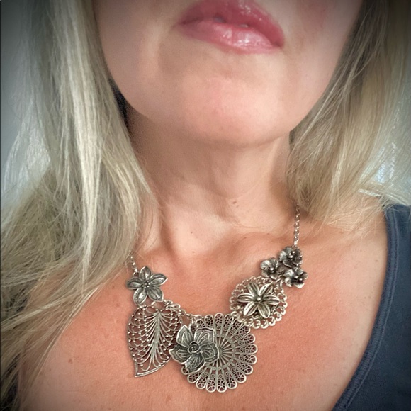 Premier Design Silver Floral Necklace - Picture 2 of 5